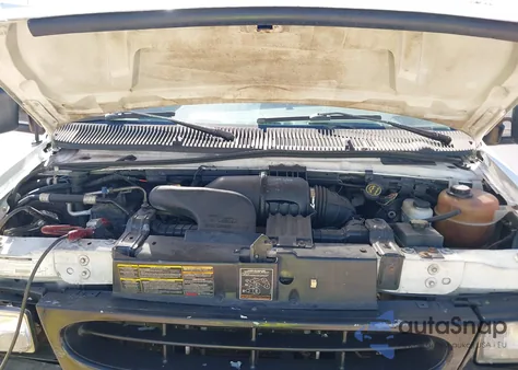 2001 Ford E-250 Commercial/Recreational z USA, uszkodzony, nr VIN 1FTNS24221HB16990